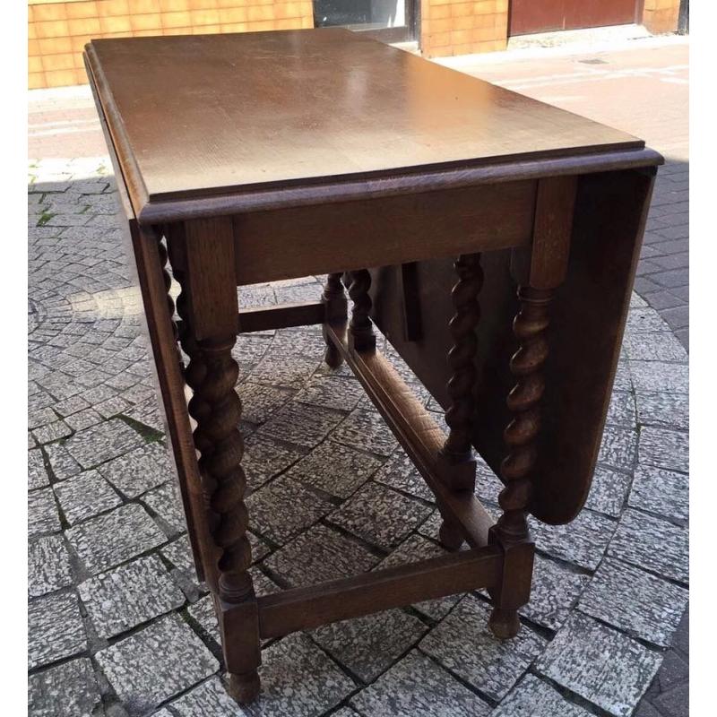 ** SOLID OAK BARLEY TWIST GATELEG DROP LEAF TABLE **