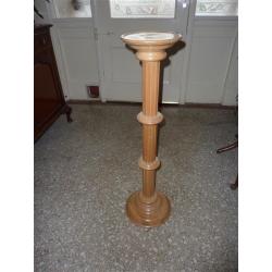 French Plantstand in Light Oak Colour