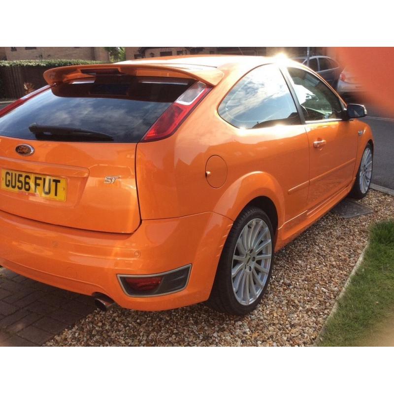 Ford Focus ST 3 electric orange