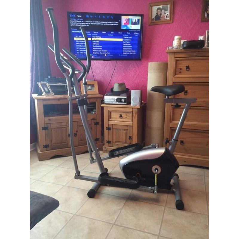 Cross Trainer