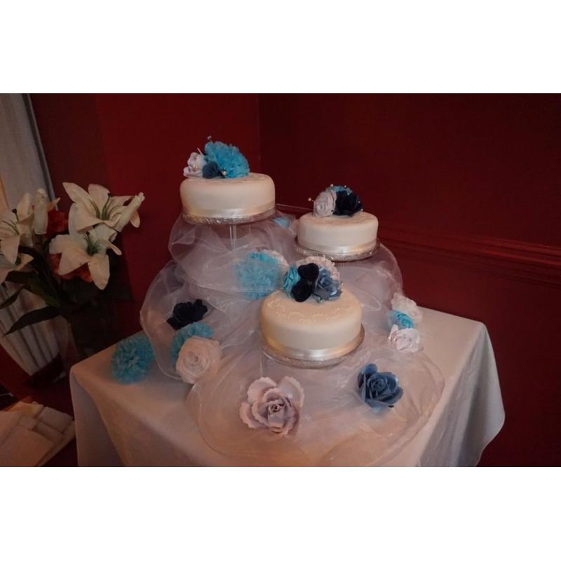 3 Tier cake / cupcake stand. Clear acrylic.