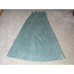 A PAIR OF FULLY LINED 72" X 52" GREEN CURTAINS