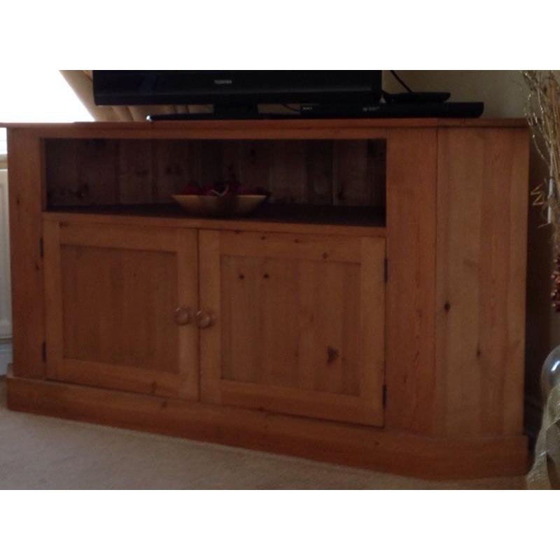 Pine tv cabinet