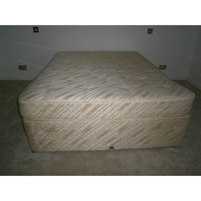 USED KING SIZE SEALY DIVAN BED AND MATCHING MATTRESS