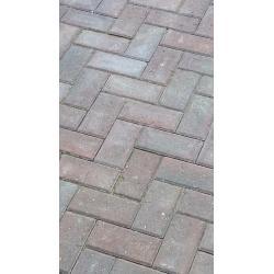 New & Unused Brett Omega 200 Brindle & 90 Charcoal Block Paving Blocks