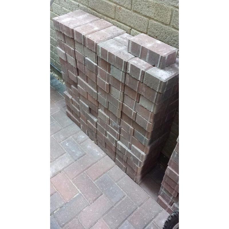 New & Unused Brett Omega 200 Brindle & 90 Charcoal Block Paving Blocks