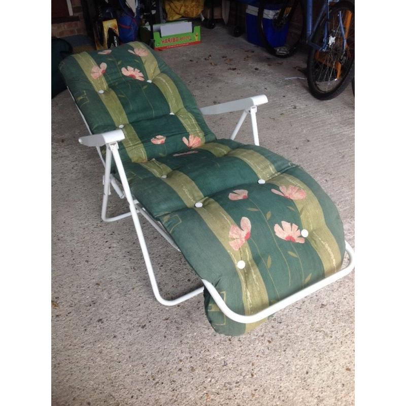 Reclining Garden Chair With Cushion