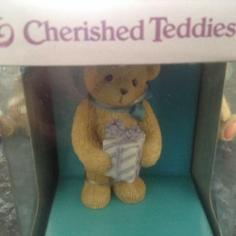 Cherished teddies