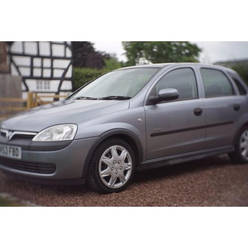 2003 Vauxhall Corsa AUTO in excellent condition *LOW MILEAGE*