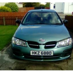 2002 Nissan almera