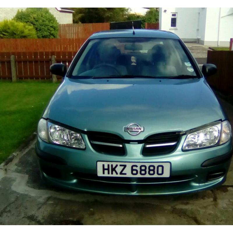 2002 Nissan almera