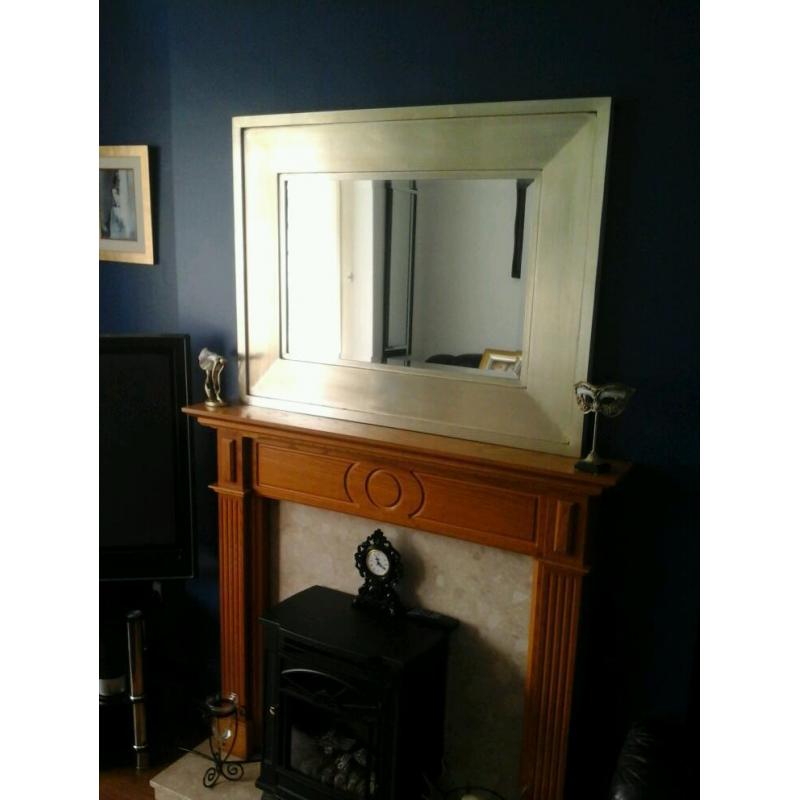 LARGE MODERN MIRROR