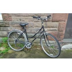 Edinburgh chorus 100 ladies hybrid bike