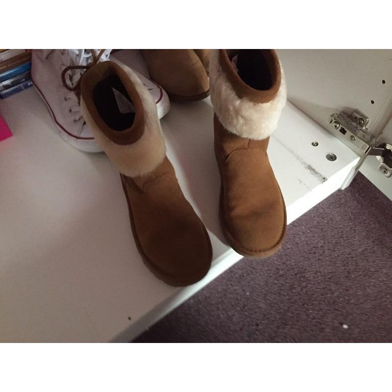 Girls original ugg boots