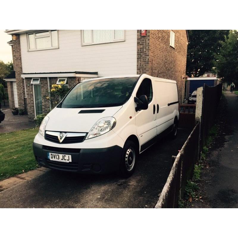 2013 VAUXHALL VIVARO