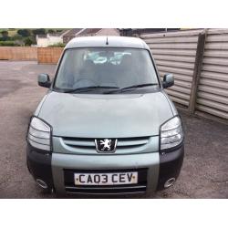 03 PEUGEOT PARTNER DIESEL GREEN COLOUR WITH NEW MOT