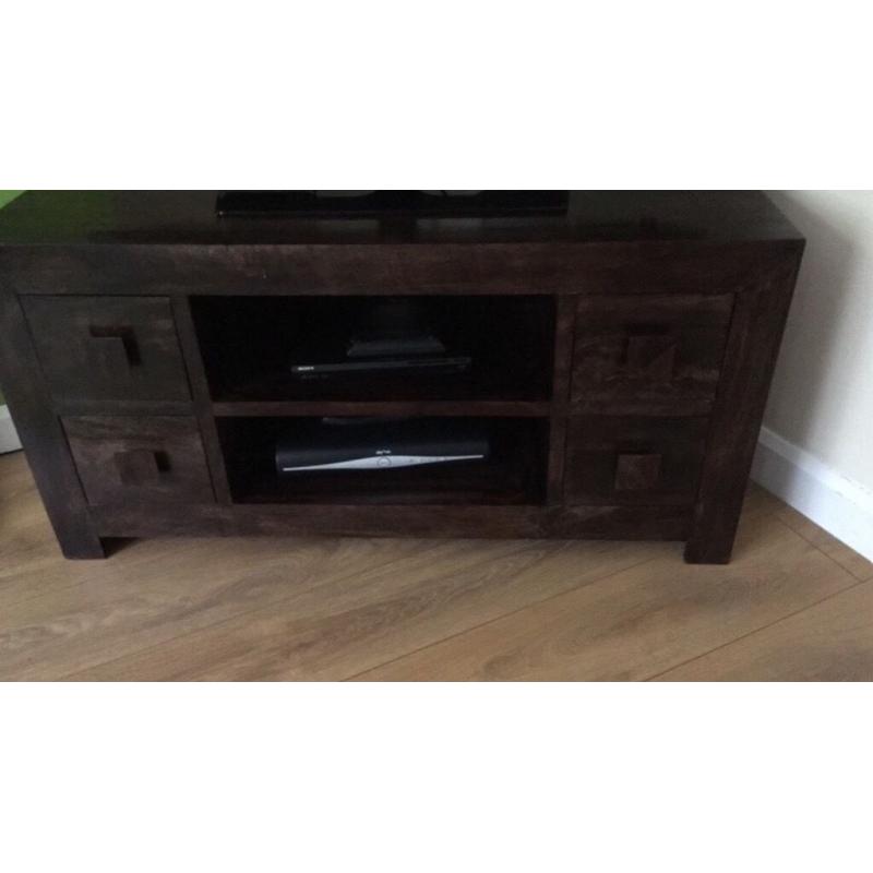 Solid mango hardwood TV unit