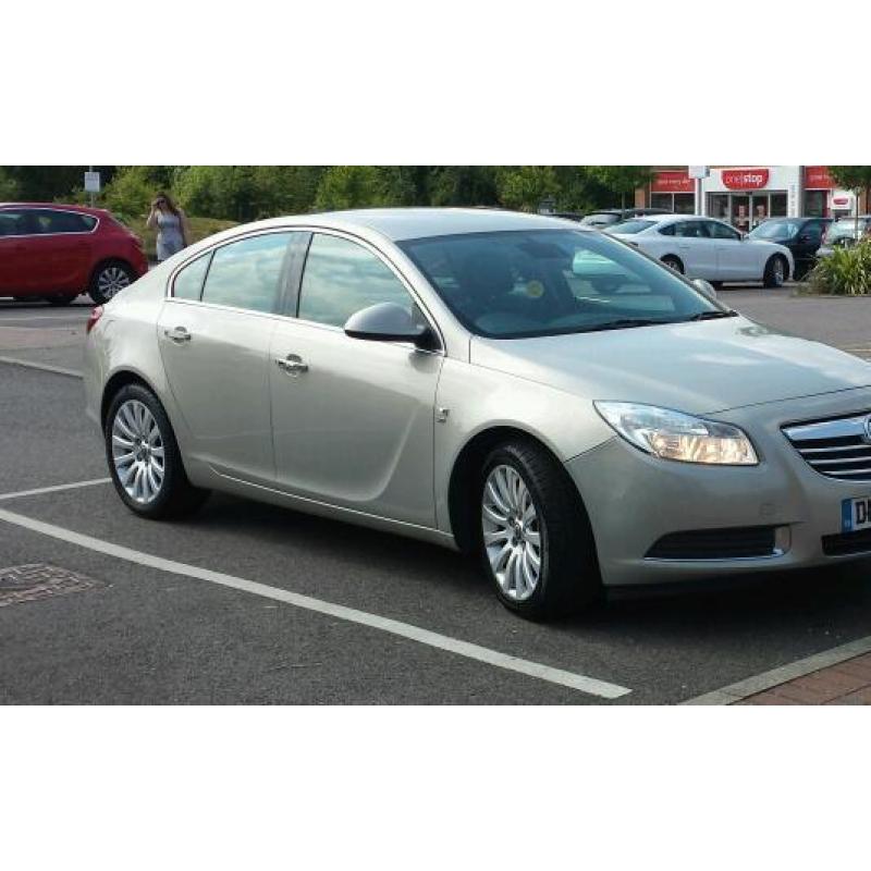 Vauxhall Insignia Auto Diesel ( F.S.H. - Vauxhall )