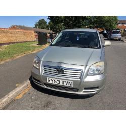 Toyota Avensis Silver 1.8