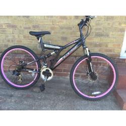 Boss stealth large girls/ ladies bike