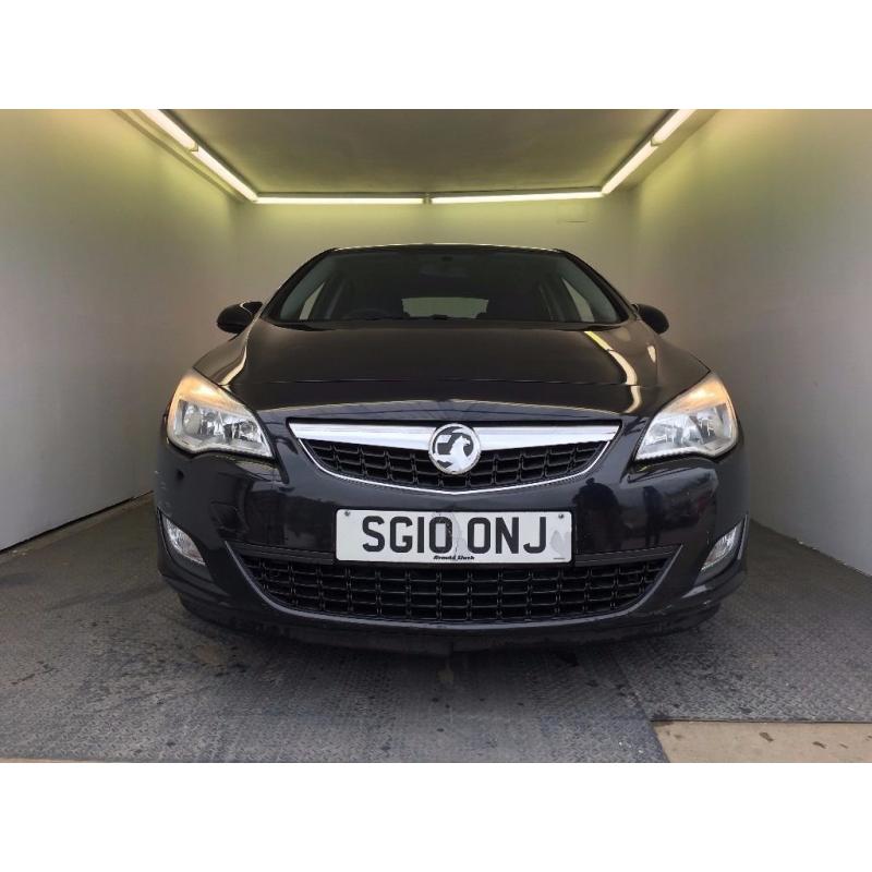 2010 | Vauxhall Astra 1.6 Exclusiv | Petrol | Auto | 1 Former Keeper | 9 Months MOT | CAT D