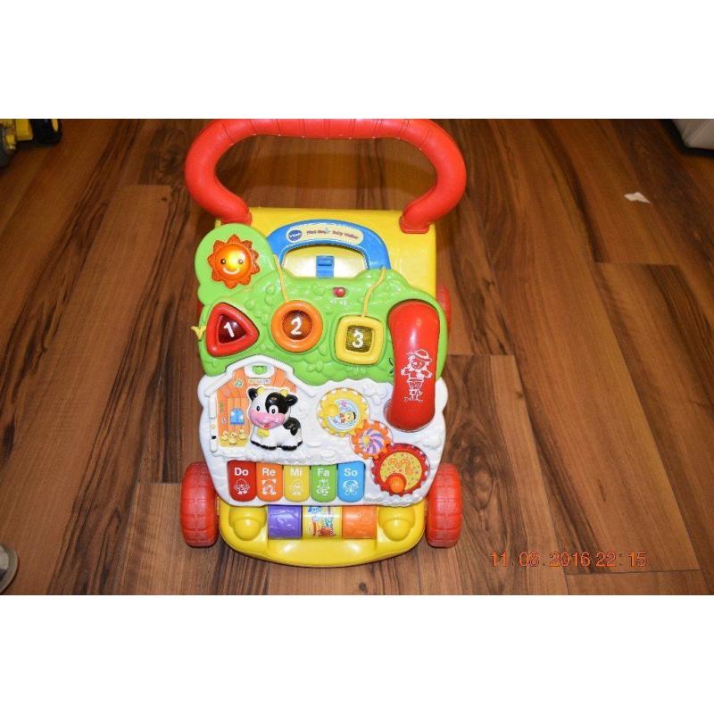 Vtech Steps First walker