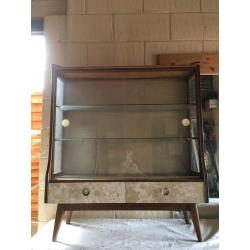 Display cabinet