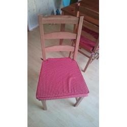 Dining table, 4 chairsand cushions