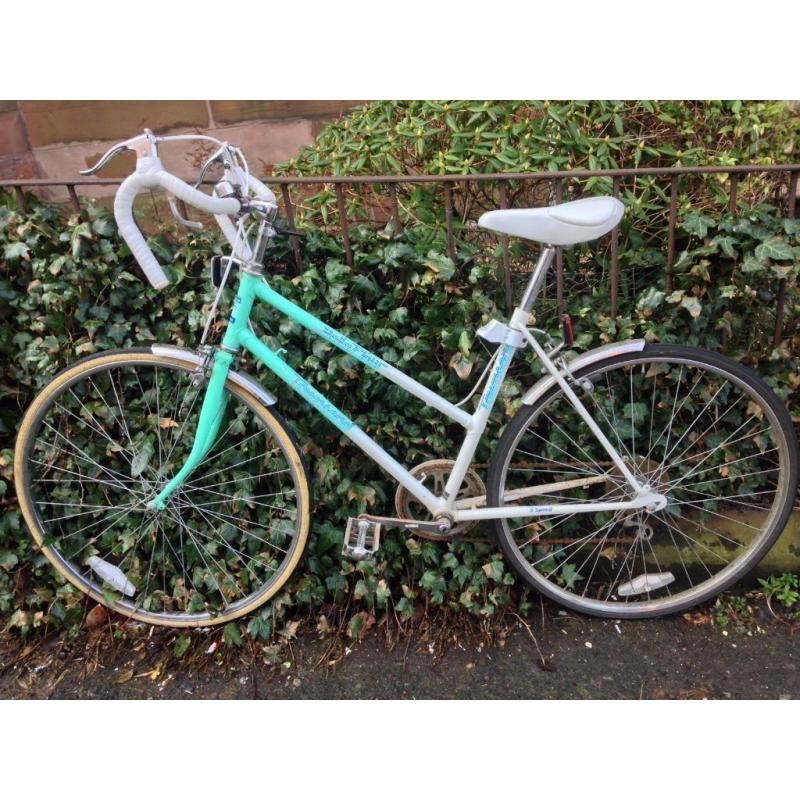 BEST Vintage Ladies Road Racing Bike - Retro, Light and comfortable