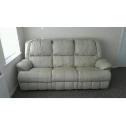 cream leather reclining sofas ; Very good condition ; 3 and 2 seat