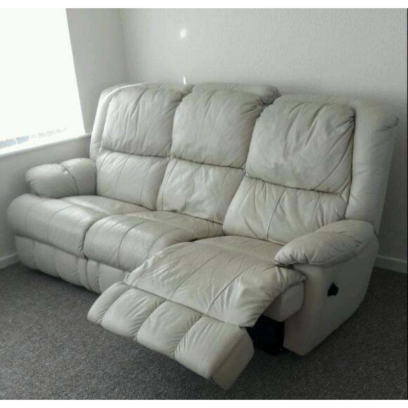 cream leather reclining sofas ; Very good condition ; 3 and 2 seat