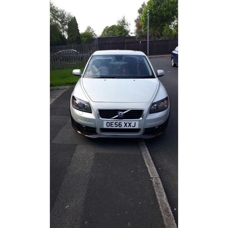 Volvo C30 2007 2L petrol