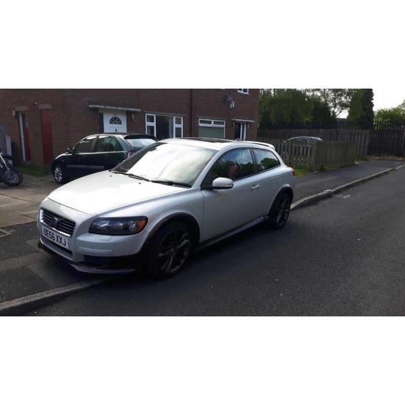 Volvo C30 2007 2L petrol