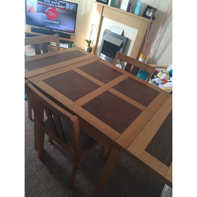 Oak Veneered Extendable 3ft table and 4 Chairs