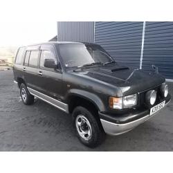 breaking isuzu trooper diesel 4x4 3.1 and 3.0