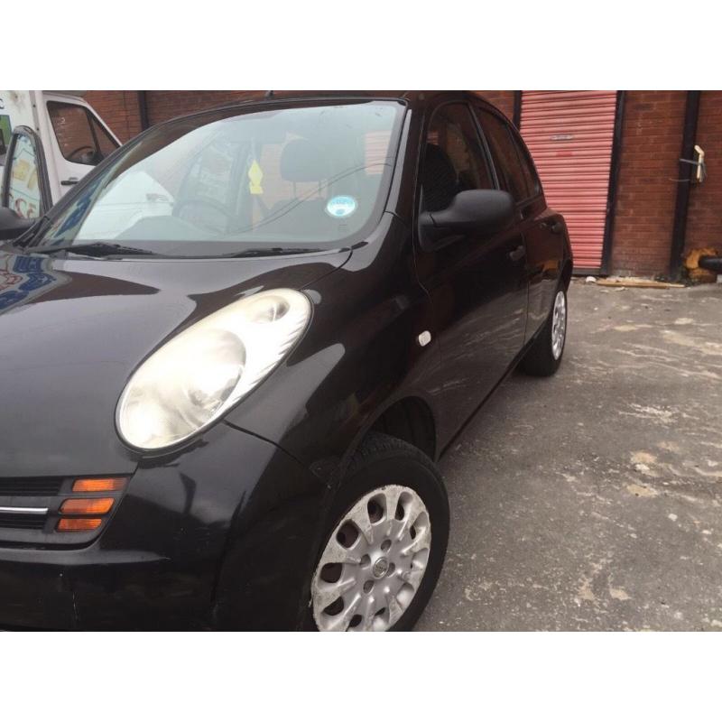 Nissan Micra 05 reg in Black 1.2ltr 5 door