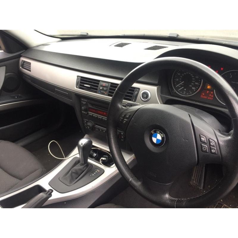 BMW 3 SERIES E90 325i SE AUTO 4dr [VERY LOW MILEAGE & 12 MONTHS MOT]