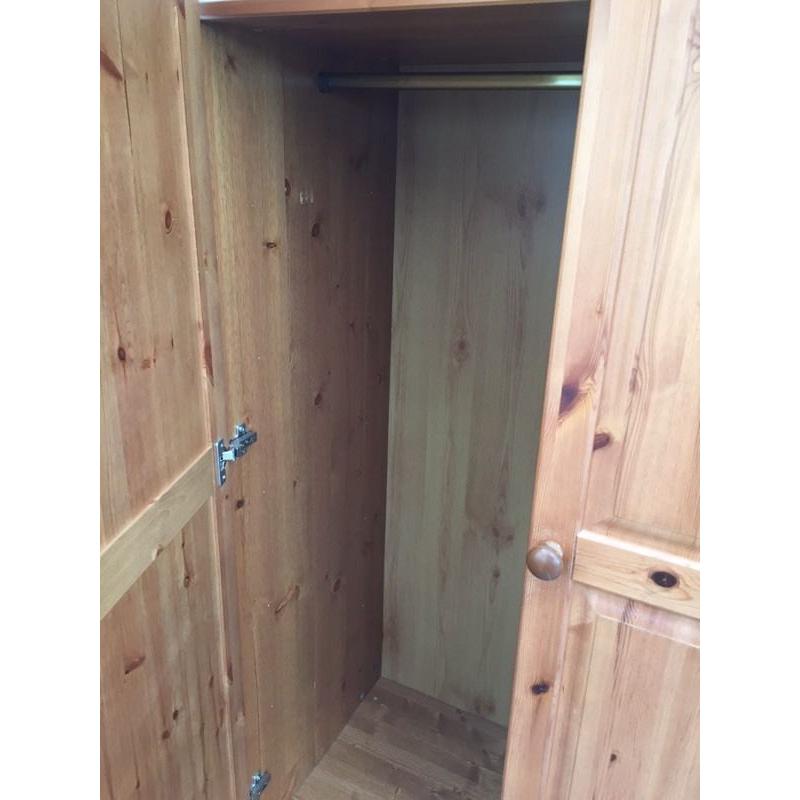 Pine wardrobe and chest of drawers