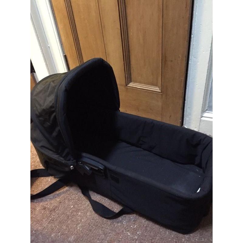 City Mini - Carrycot - with attachments