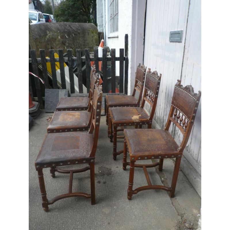 set of Six 19th Century Oak Dining Chairs with Tooled Carved Leather Seats