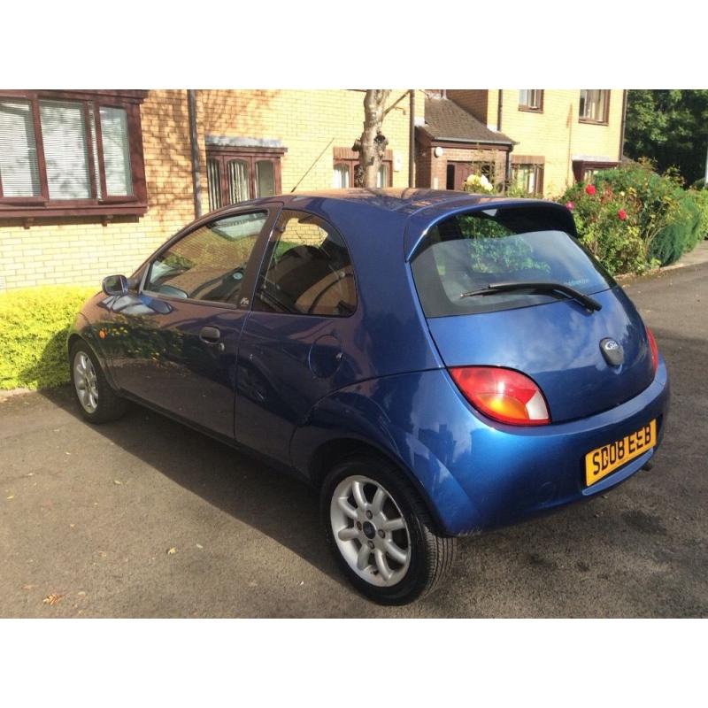 Reduced KA limited edition Zetec climate 1.3 .sporthatch 28000 miles one owner service history