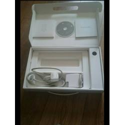 Macbook white 2011