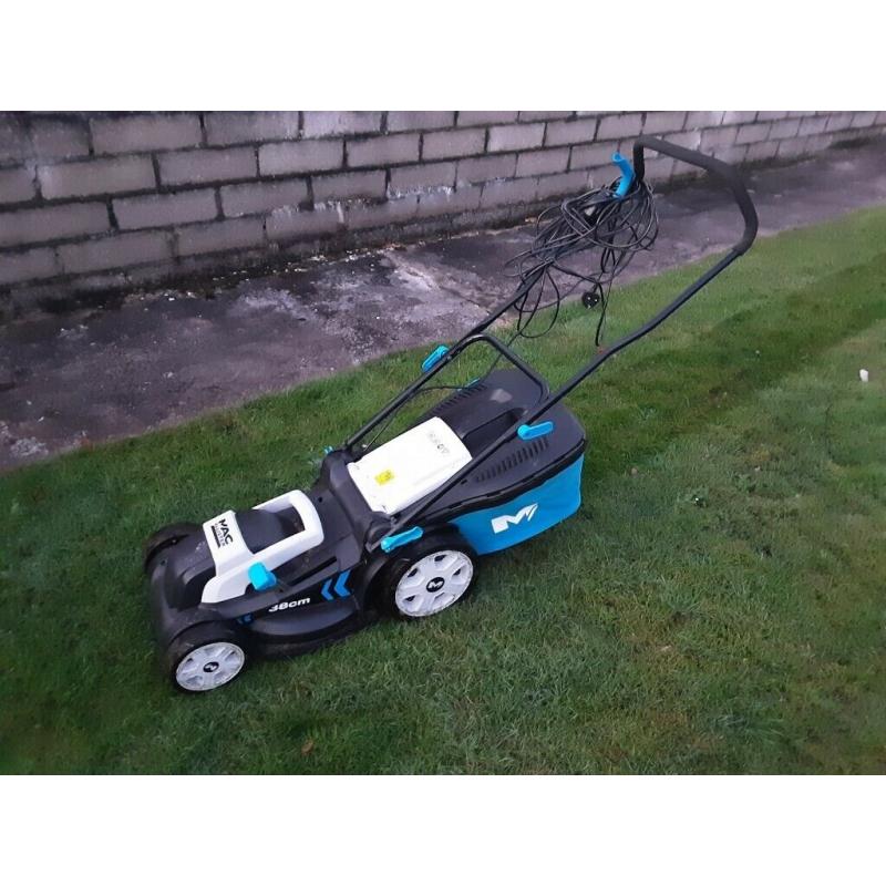 McCulloch Eectric Lawnmower and Extendable Hedge Trimmer